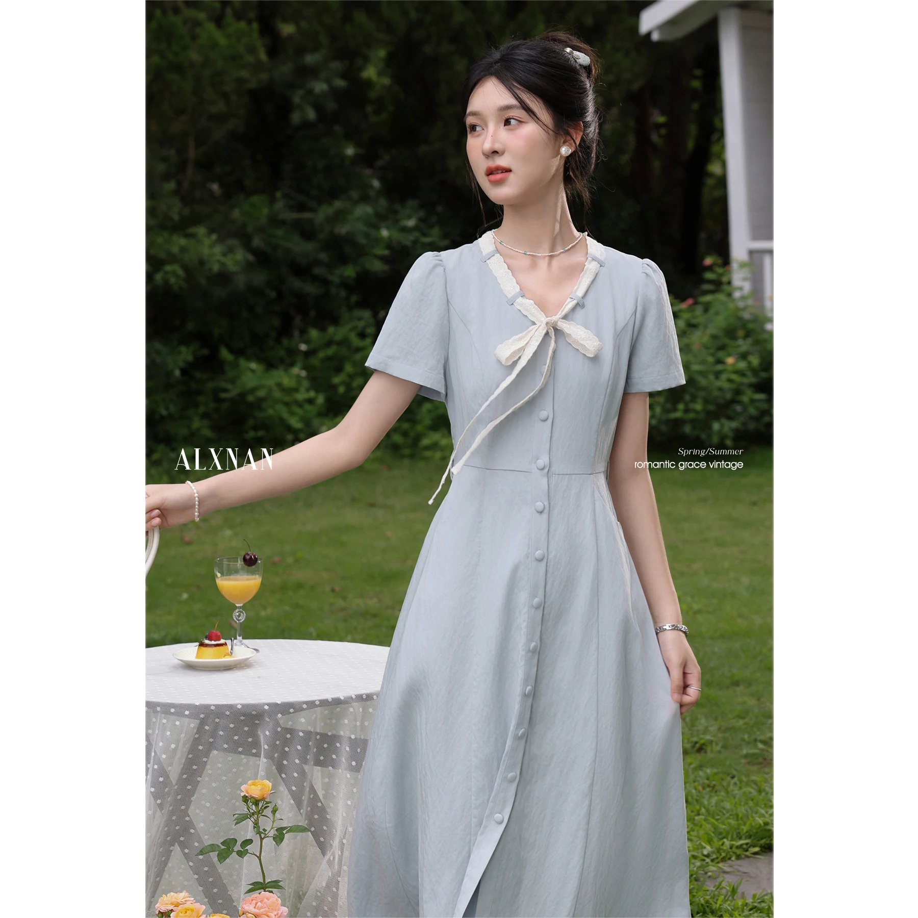 

ALXNAN Women's Blue Dress Elegant V-neck A-line Long Lace Design Dress 2025 Summer Casual Holiday Party Female Clothes L56012