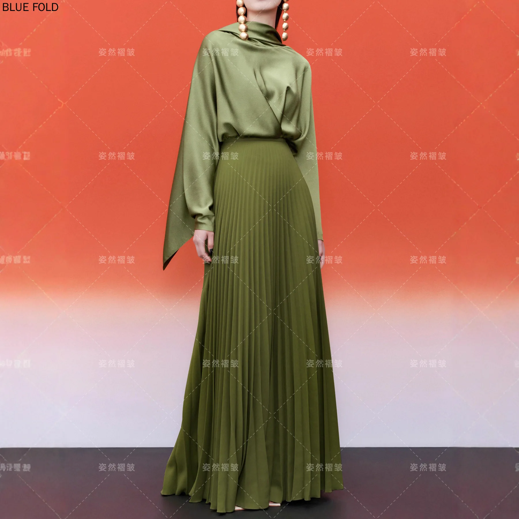 

Two-piece Plus-size Women's Fashion Set Stylish and Versatile Miyake Pleated Satin Top and Pleats Skirt Two Piece Set for Women