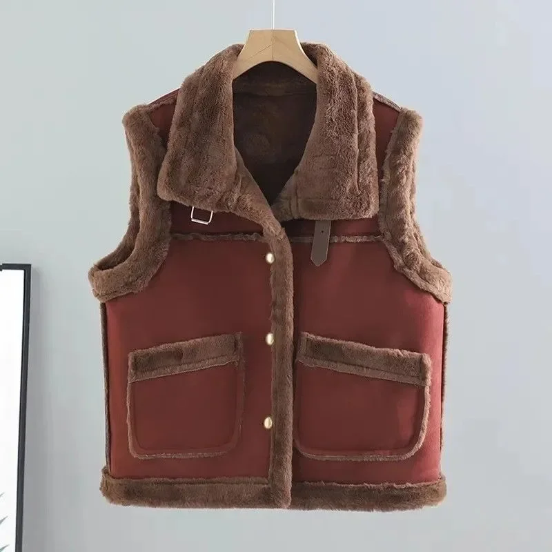 

Women's Warm Faux Shearling Vest 2025 Autumn Winter Versatile Fur Lined Crop Top Capelet for Outerwear Layering Jacket​