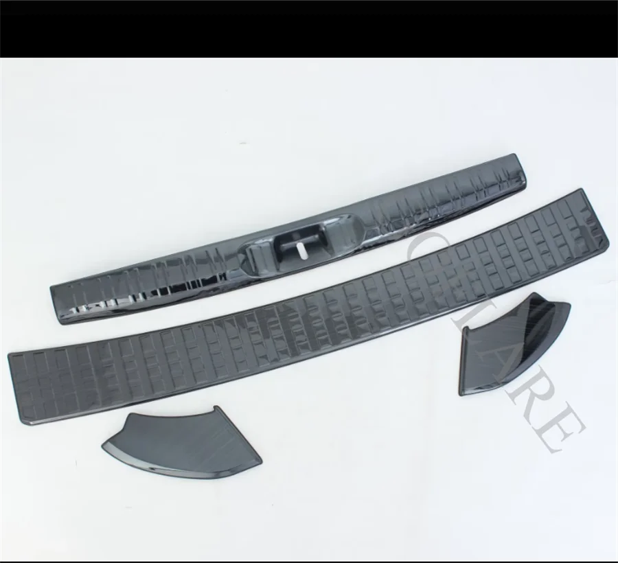 لتويوتا لاند كروزر LC250 برادو 2024 عتبة الباب الخلفي واقي حماية الجذع معدات الحماية غطاء ألواح فقي اكسسوارات السيارات