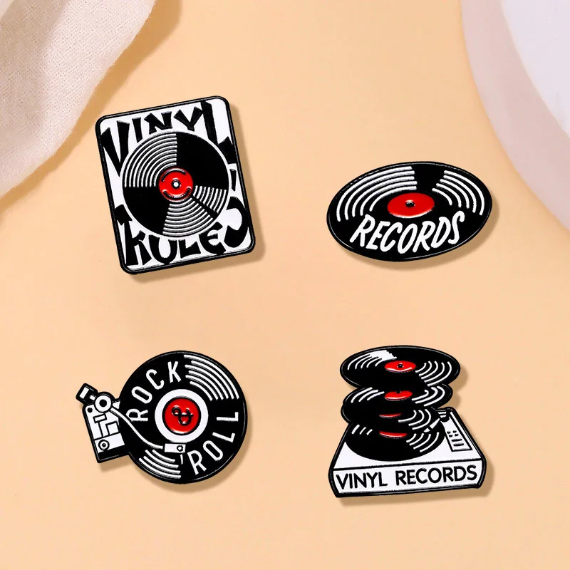 

Fashion Vinyl Record Rock Badge Pin Retro Metal Brooch Unisex for DIY Clothes Bags Shoes Hat Scarf T-shirt Jeans Accessories