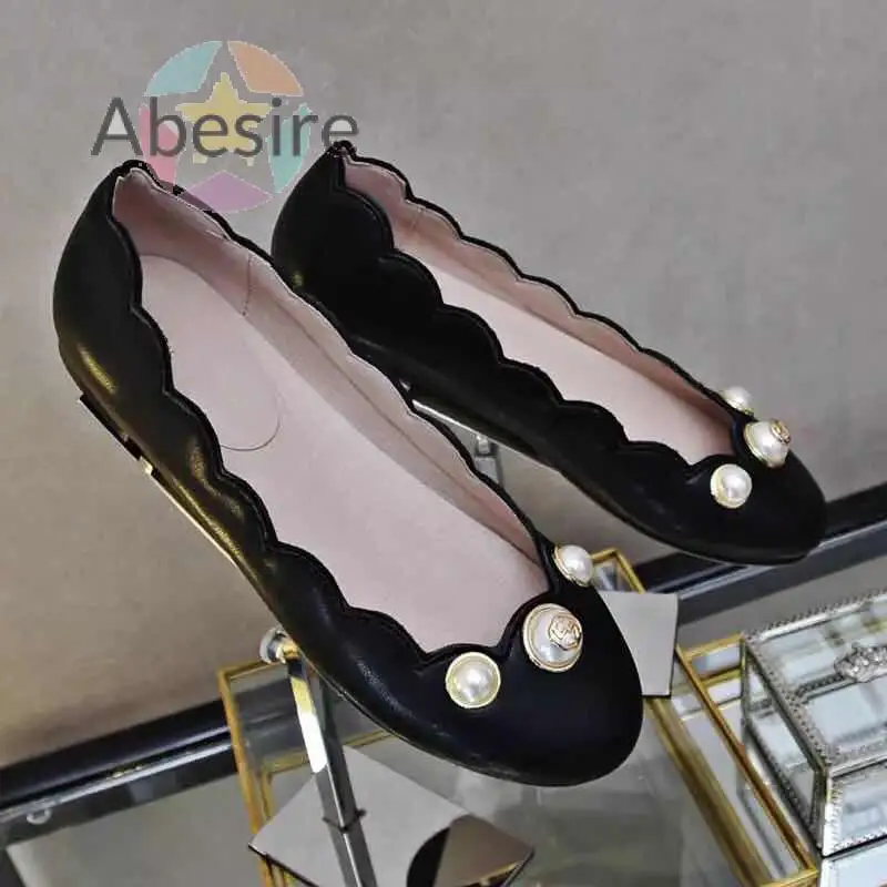 2025 Spring/summer New Women's Classic Vintage Pearl Flat Shoes Shallow Round Toe Versatile Casual Slinge Slip On Shoes