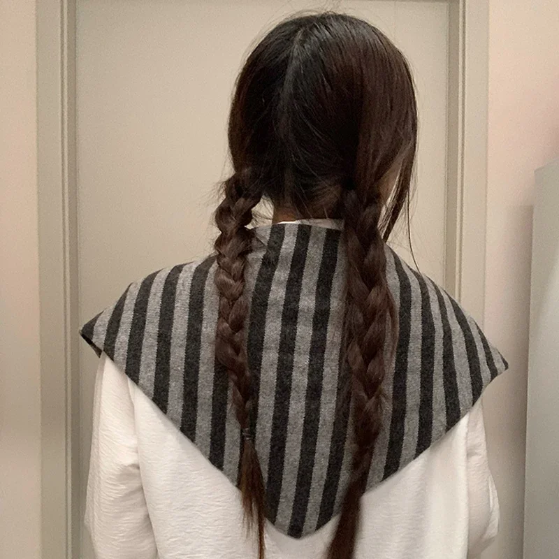 Bufanda triangular a rayas para mujer, pañuelo pequeño tejido para otoño e invierno, bufanda con protección del cuello versátil y cálida a la moda, chal