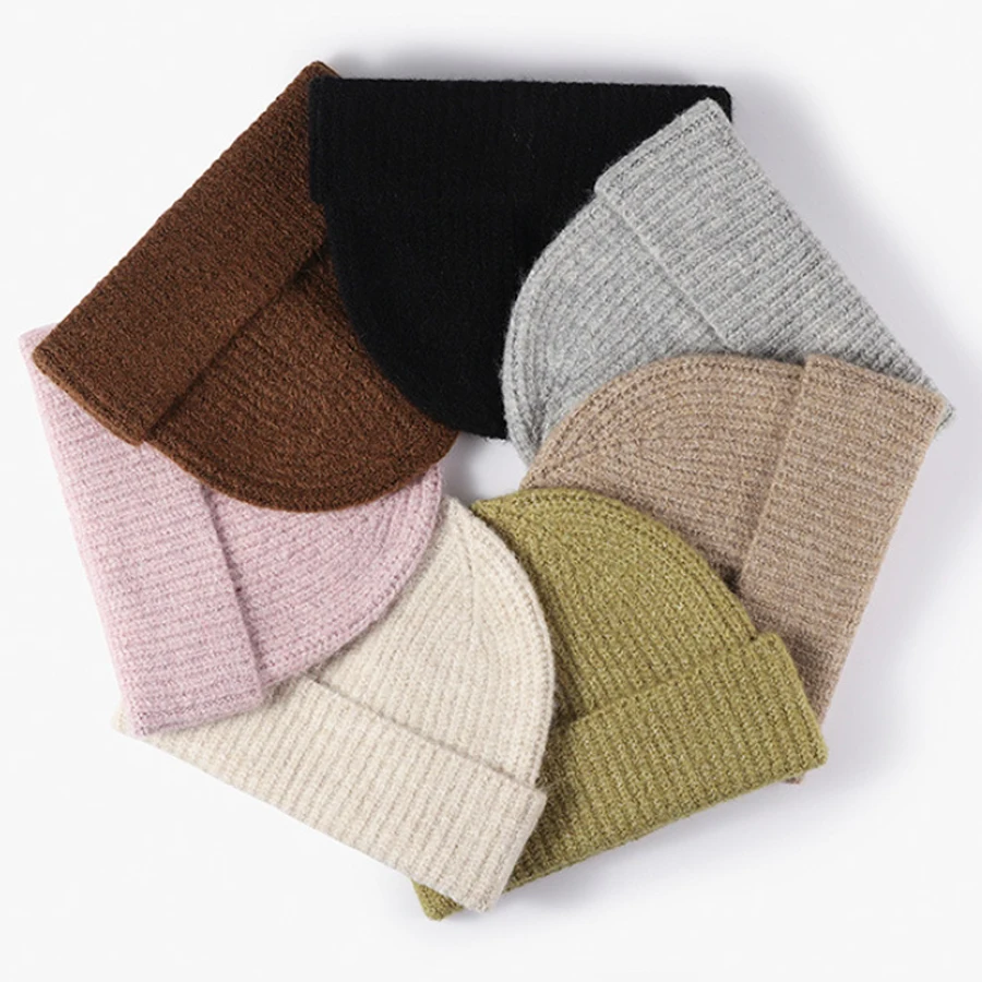 قبعات شتوية محبوكة للجنسين قبعات شتوية ناعمة دافئة وسميكة بلون سادة للخريف والشتاء للرجال والنساء