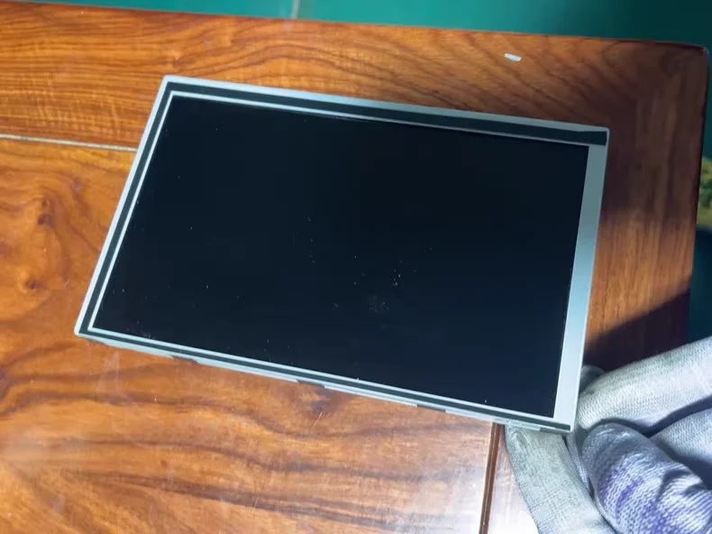 display-a-cristalli-liquidi-lq080y5dz06-da-8-pollici