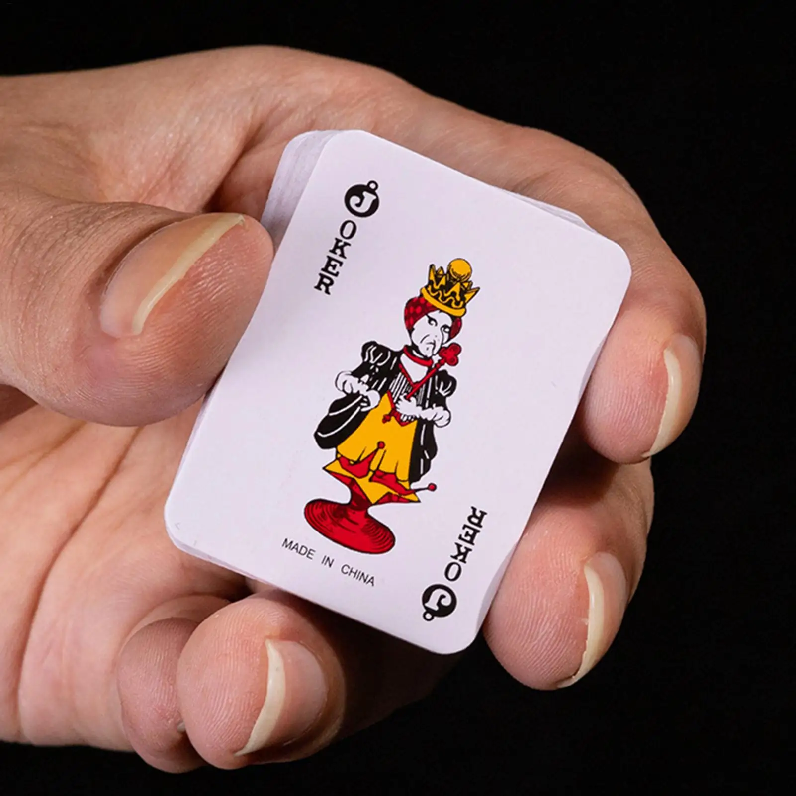 Pocket Size Poker Cards, Mini Playing Cards for Party Wedding Corporate Events, Men Women Daily Travel Entertainment Games