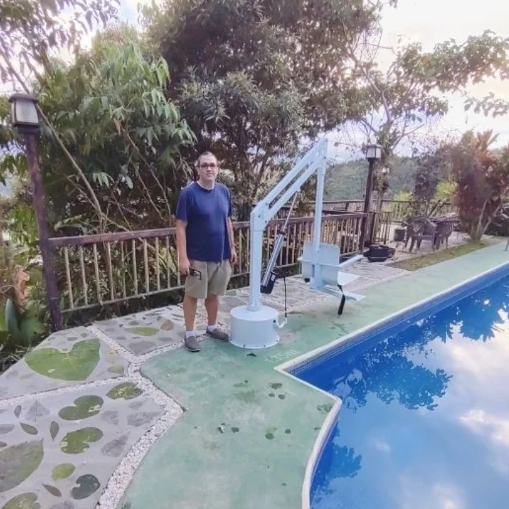 Дешевая цена подъемник для бассейна для инвалидов в Китае на заводе