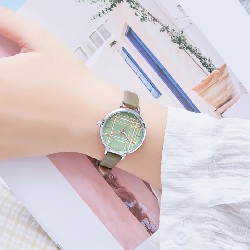 New Luxury And Fashionable Student Watch, Simple Small Dial Women'S Watch With Leather Strap, Exquisite Ladies' Wristwatch.