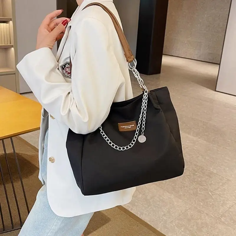 

Convenient Nylon Shoulder Bag Large Tote Handbag for Work Study and Daily Use 20CA