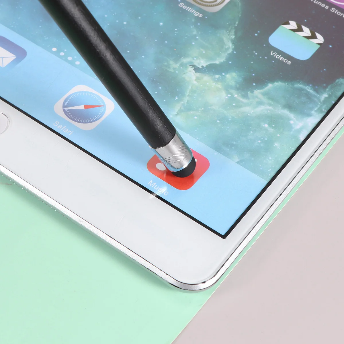 

Capacitive Stylus Pen High Precision for Phone Tablet Black Fine Tip Scratch Protection Smooth Surface Realistic Feel