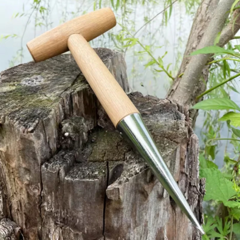 Horticultural T-shaped fertilizer hole planter, vegetable seed transplanting and planting tool wooden handle garden hole planter
