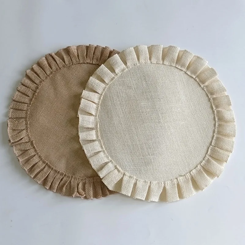 10pcs Round Jute Placemats with Scalloped Edges – Vintage Woven Coasters, Solid Color Ruffled Table Mats for Dining & Restaurant