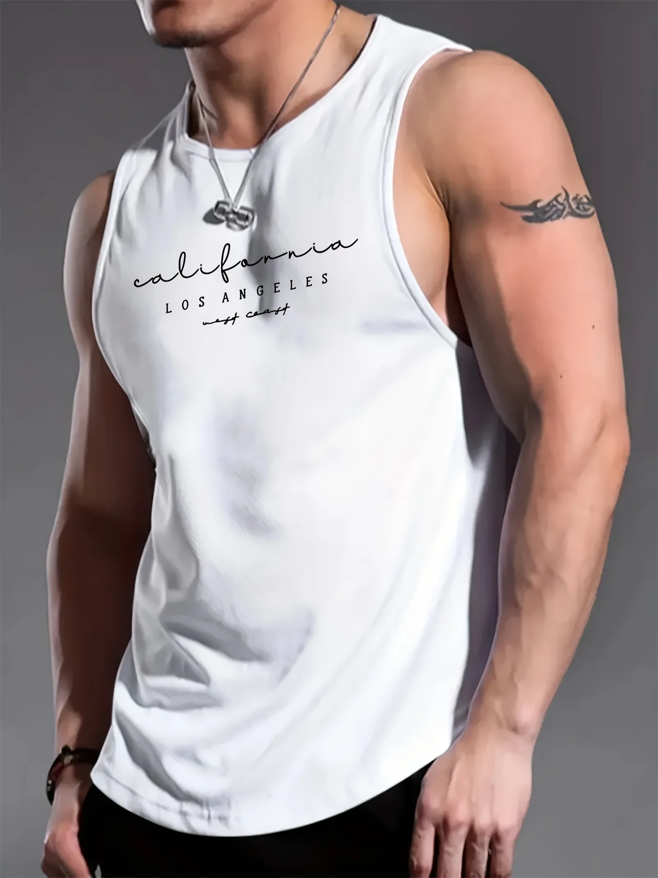 

Модная мужская летняя спортивная повседневная майка с узкими бретелями и узором.