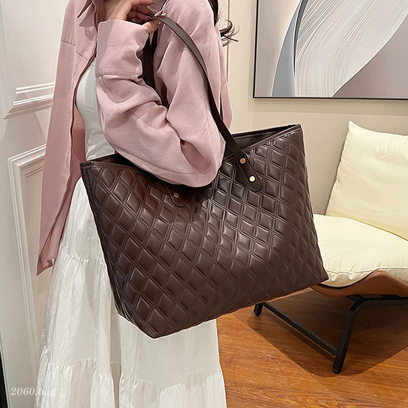 

Модная большая вместительная сумка-тоут из искусственной кожи, повседневные универсальные клетчатые сумки, осенне-зимние новые женские сумки на одно плечо, тренд