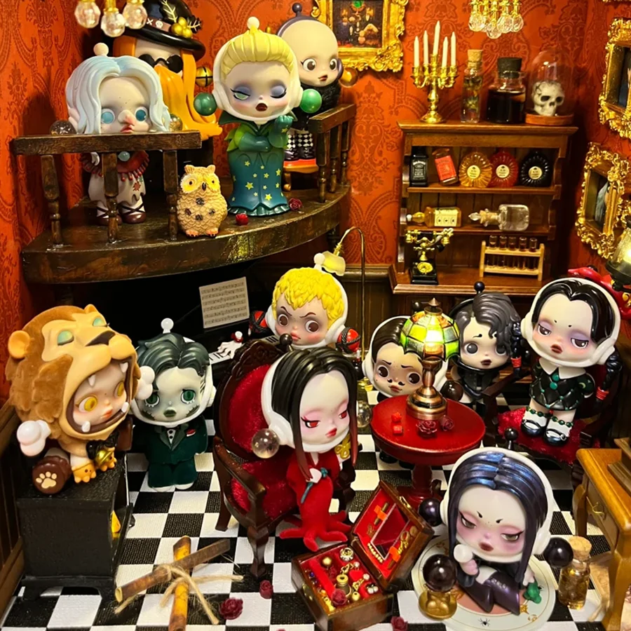 POPMART Skullpanda Addams Family Series صندوق أعمى مفاجأة صندوق غامض تخمين حقيبة اللعب Kawaii Sp تمثال نموذج ديكور هدية عصرية
