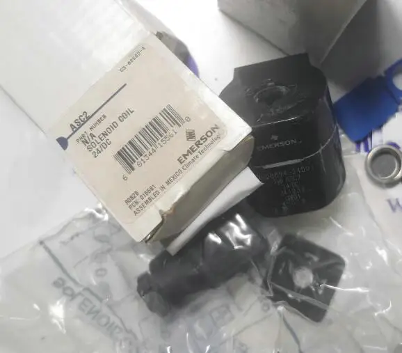 

Новая катушка электромагнитного клапана EMERSON X-28894-24001 TYP ASC2 24VDC PCN 015561 PCN80106