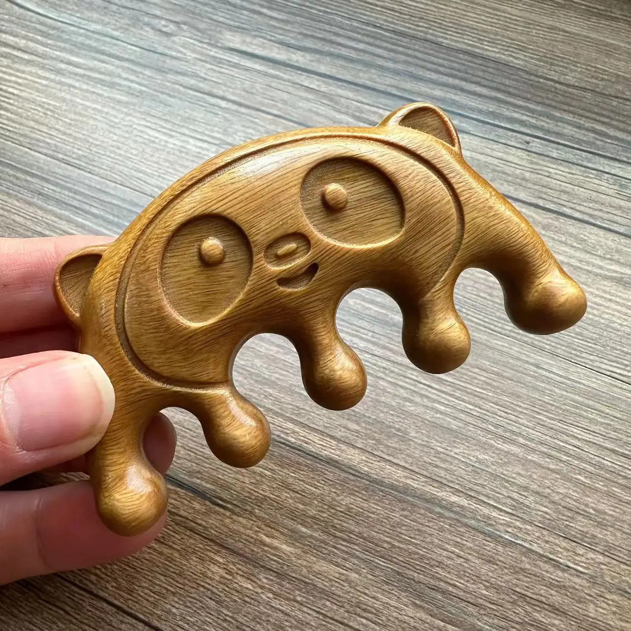 

1 шт., массажная расческа Meridian для тела, массажная расческа из зеленого сандалового дерева с пятью зубцами для кожи головы и шеи, формы животных