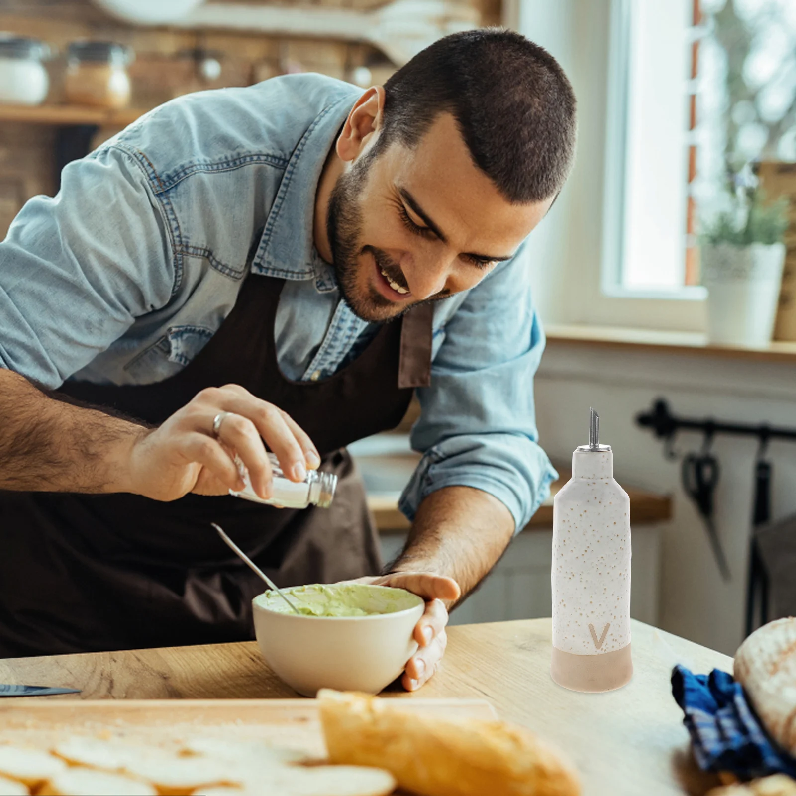 

Ceramic Oil Dispenser Bottle, Leak-Proof Liquid Sauce Vinegar Holder For Kitchen Seasoning Storage, Smooth Easy Clean Condiment