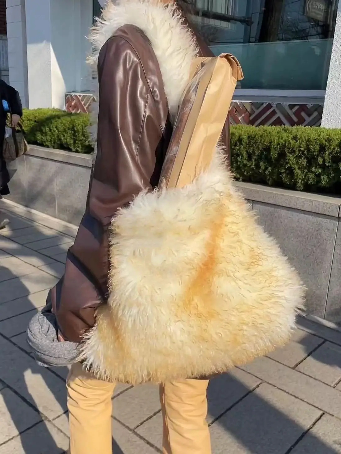

Women Tote Bag Autumn Winter Furry High-Capacity Shoulder Bag Pures and Bags Crossbody Girls Bags