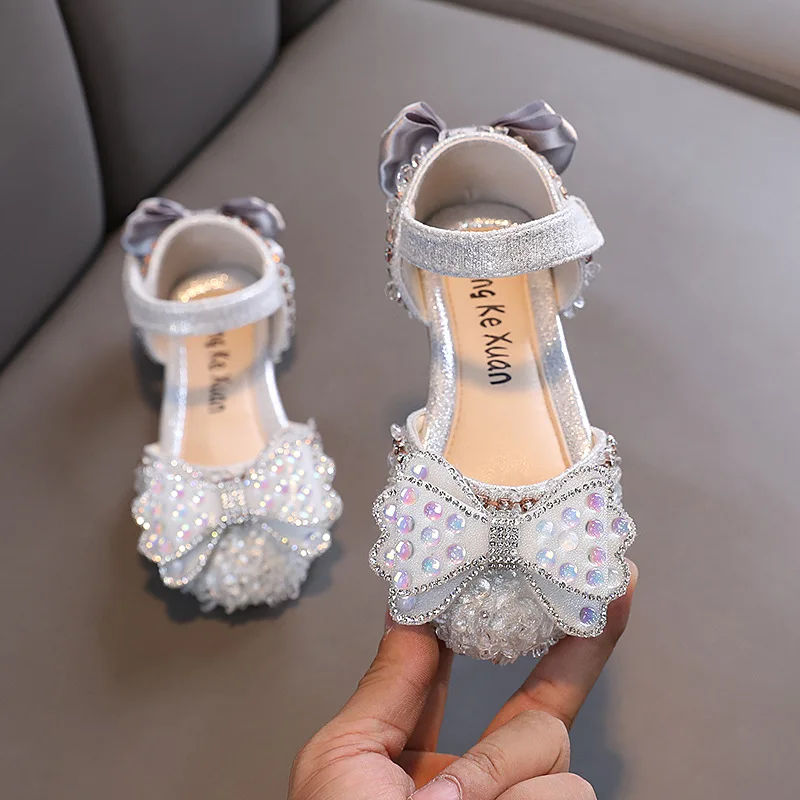 AINYFU Summer Children Rhinestones Bow Sandals Girls Sequins Princess Sandals Toddler Baby Soft Bottom Flats Dance Shoes