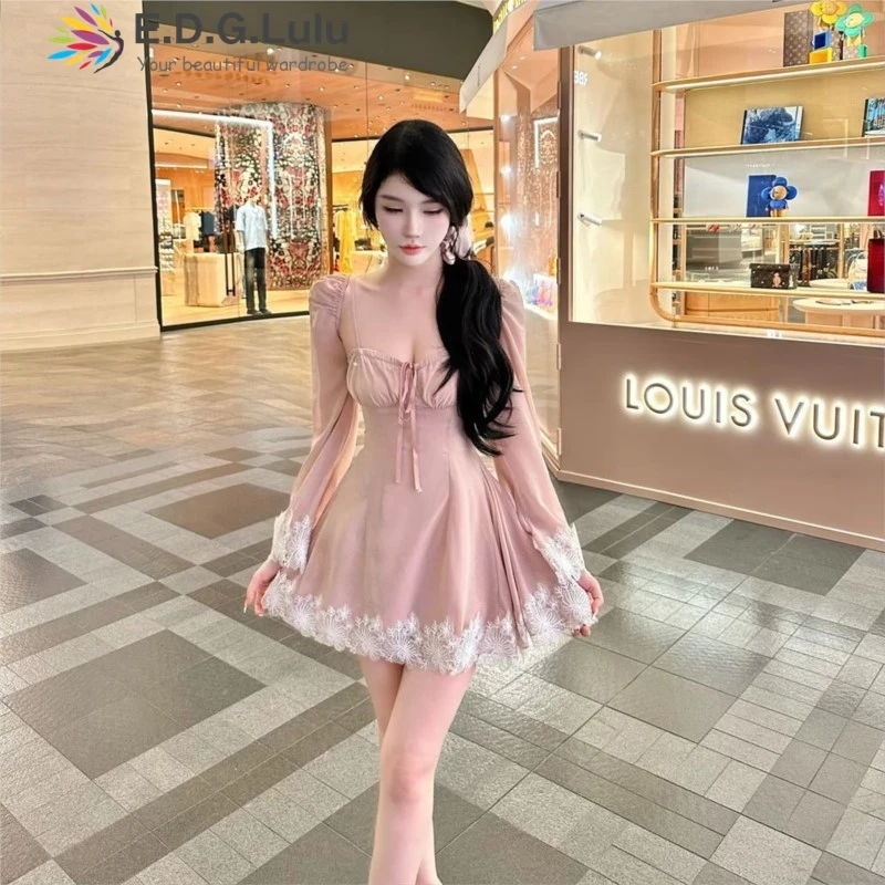 Edglulu design cetim retalhos renda mini vestido de festa mulher 2025 sem alças fora do ombro manga alargada vestido rosa 0821