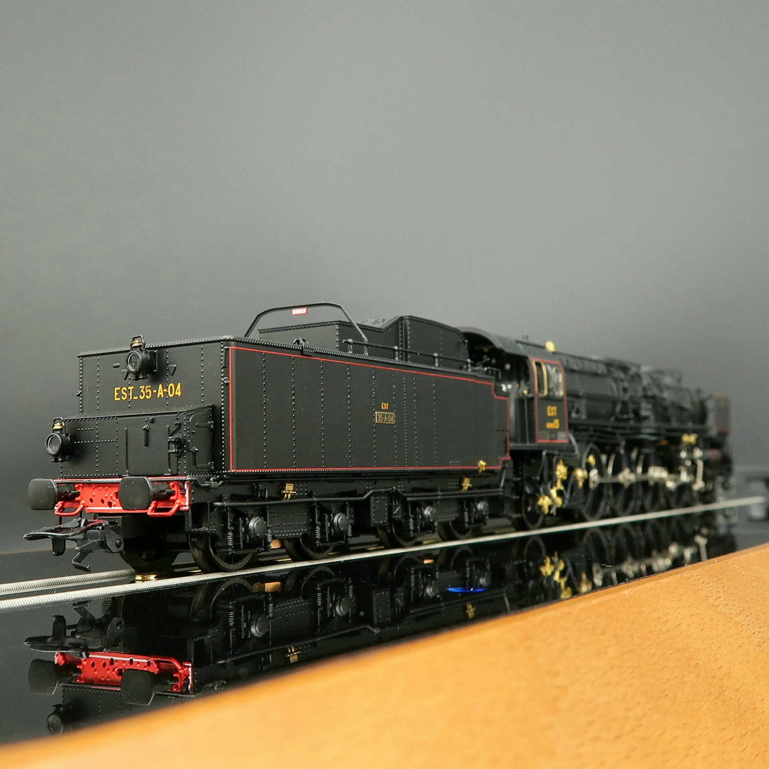 TRIX Train Model HO Type 1/87 25241 CLASS13 Digital Sound and Smoke Effect Steam Orient Express SNCF Rail Car Toy