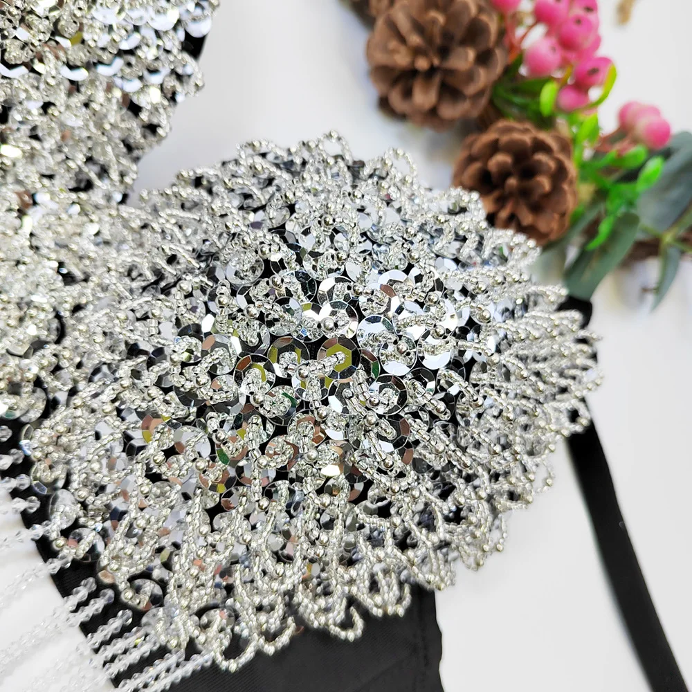 Novo estilo aberto de volta franjas halter topo sexy boate desempenho roupa palco carnaval festa busto-améliorando roupa interior