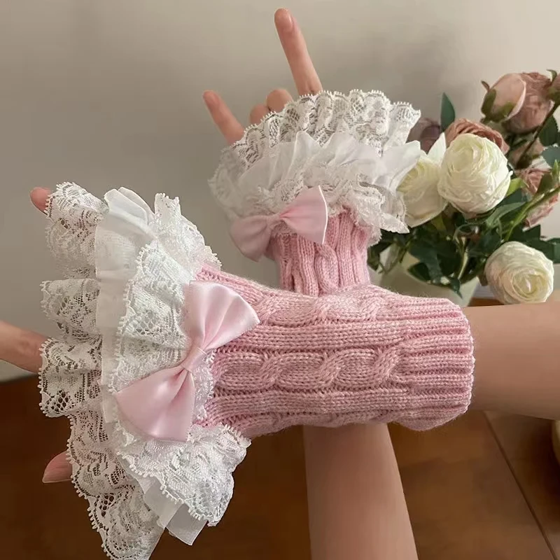 

Women Fake Sleeve Knitted Ruffles Cuffs Lolita Black White False Sleeves Lace Cuffs Detachable Wrist Warmer for Shirt Sweater