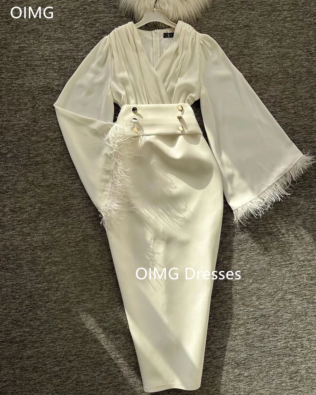 

OIMG Mermaid Bell Sleeves Fashion Saudi V-Neckline Feathers Prom Dresses White Satin Evening Gowns Formal Party Dress