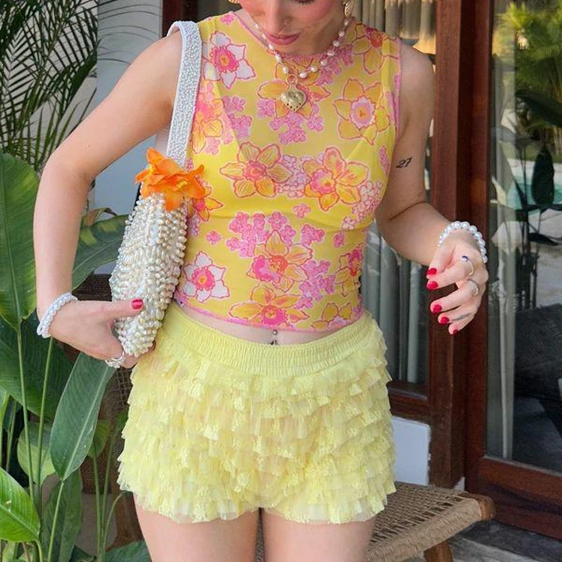 Combhasaki Donna Estate Y2K Smocked Elastico a Vita Alta Pantaloncini a Vita Larga in Pizzo Floreale a Strati con Volant Loungewear Fondo