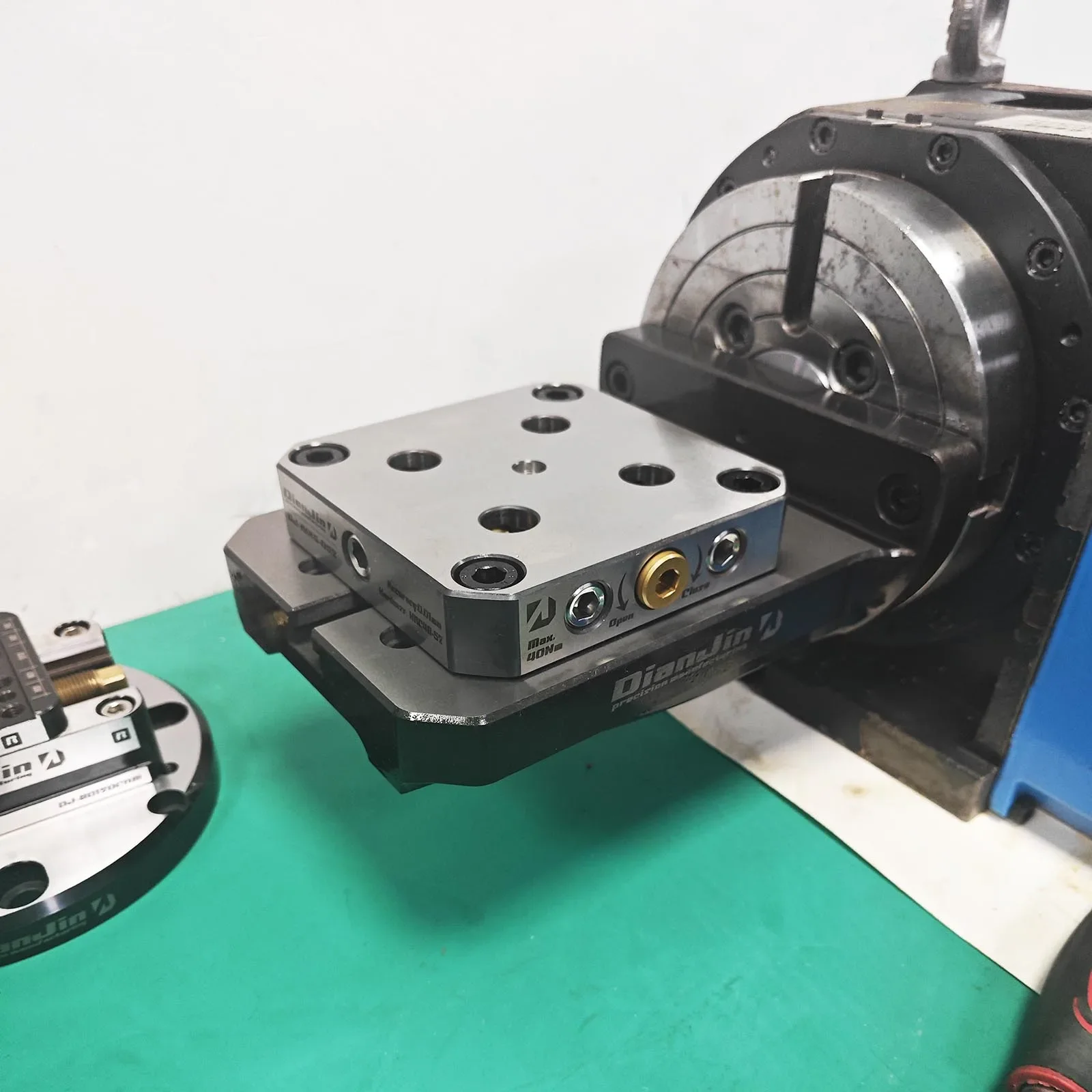 4 Axis Integrated Casting Unilateral Bridge Plate L Block 170-200 Can Be Paired With Five Axis Zero Point Self Centering Pliers