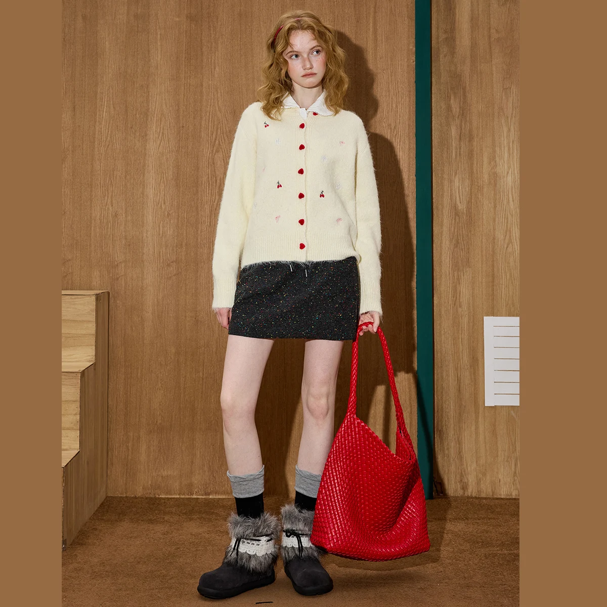 COOLHUT 2025 зимний женский кардиган на пуговицах с вышивкой в виде сердца, мягкий вязаный свитер с круглым вырезом, свободная посадка, одежда для дома, повседневная одежда Y2K Chic