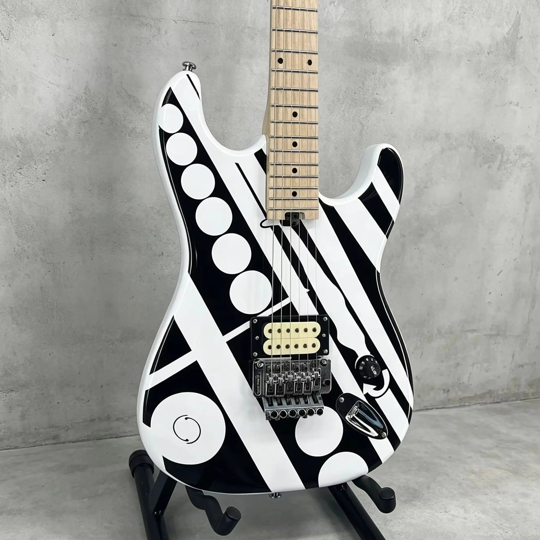 White Black Geometric Graphic Electric Guitar with Circle Stripe Print Double Lock Tremolo And Single Humbucker for Musicians