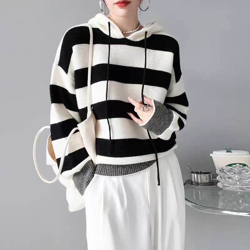Thiened Maglione lavorato a maglia a righe con cappuccio in lana Faionable Autunno Inverno Donna Lungo Sve Cappello a cilindro caldo Design 02072