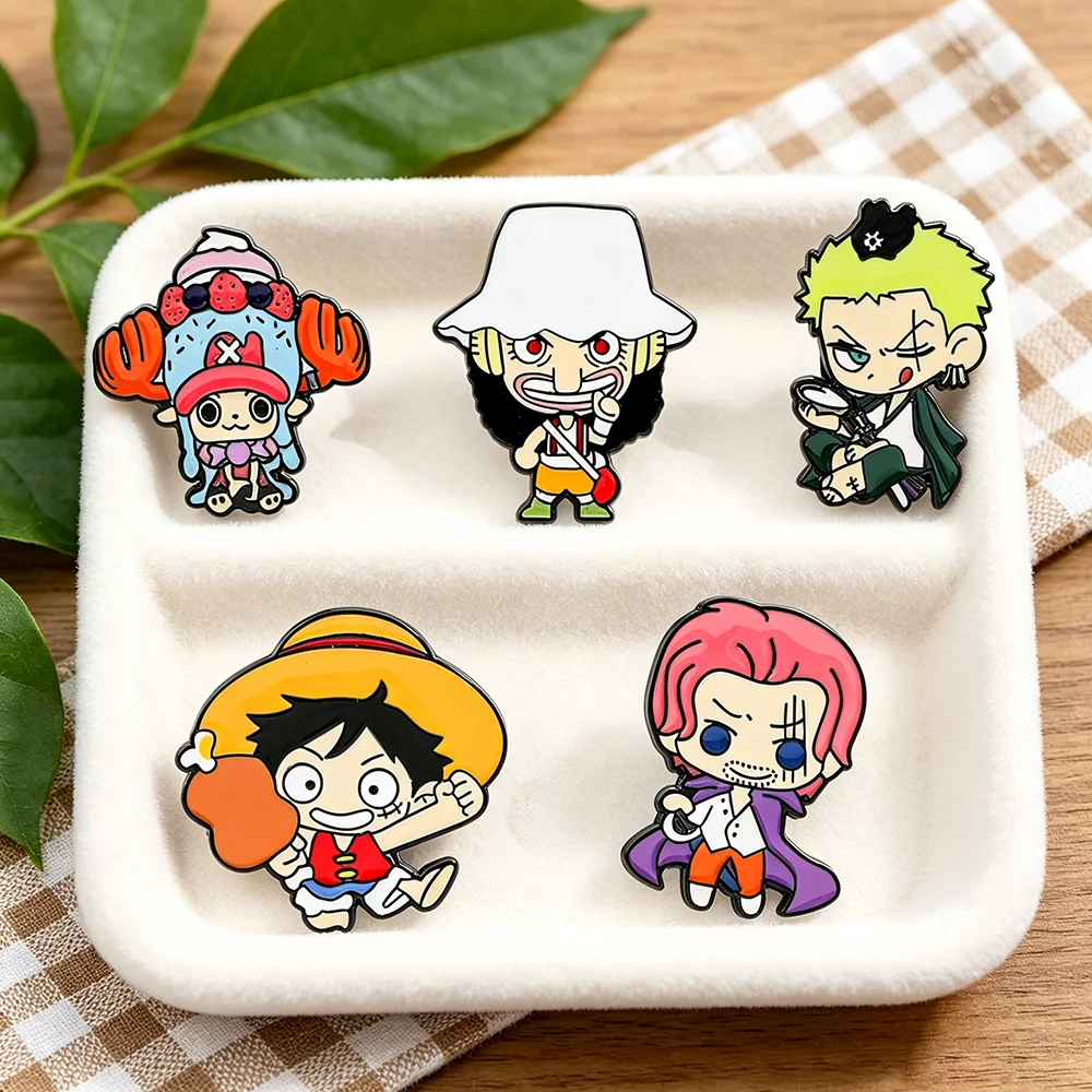 One Piece Anime Metall-Pin - Luffy Chopper Legierung Emaille-Brosche Japanische Manga-Modeaccessoires für Fans und Sammler