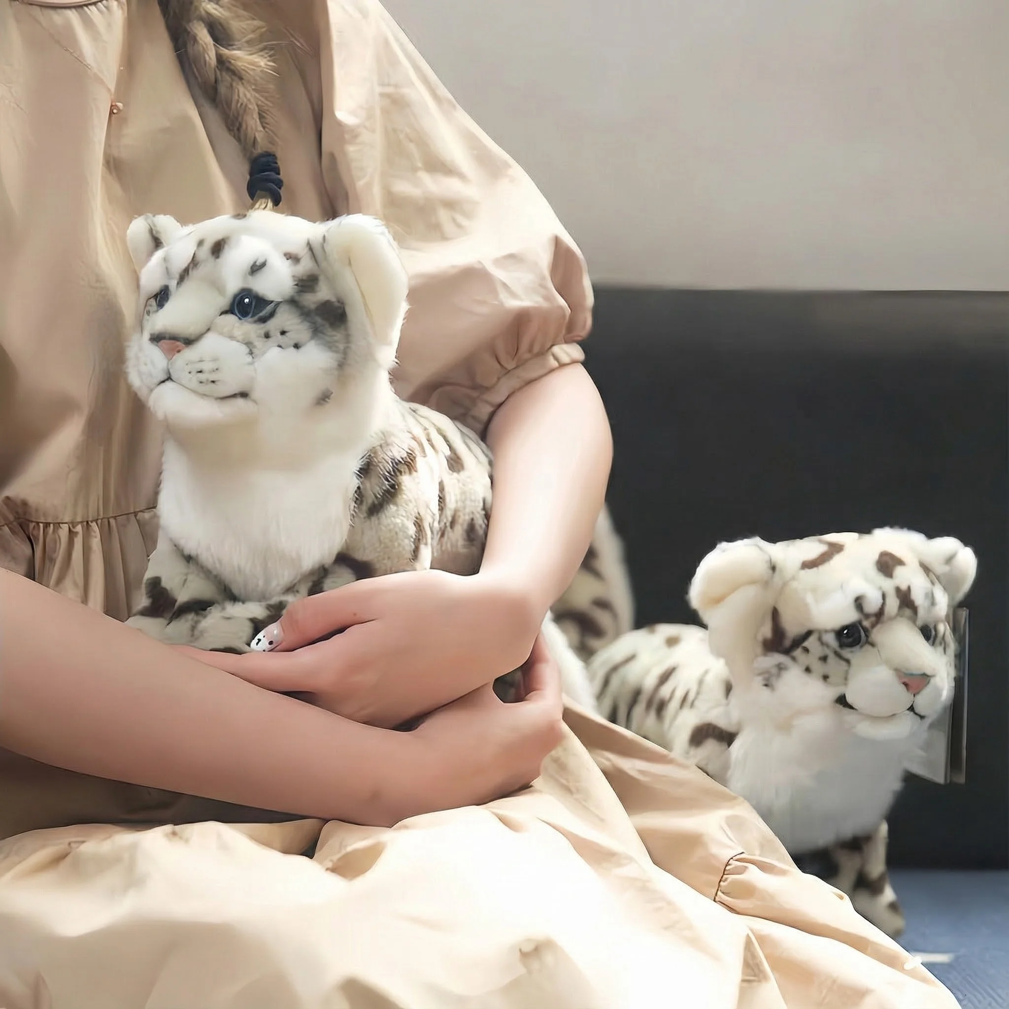 Lebensechte Schneeleopard Plüschtier Simulation Wildtier Puppe Weiches Flanell Kinder Geschenk Sammlung Modell – Detail 3