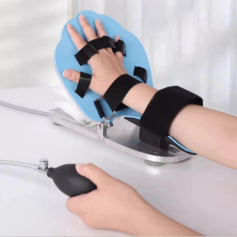 Wrist joint rehabilitation training device, hand and wrist postoperative rehabilitation, upper limb bending and straightening ex