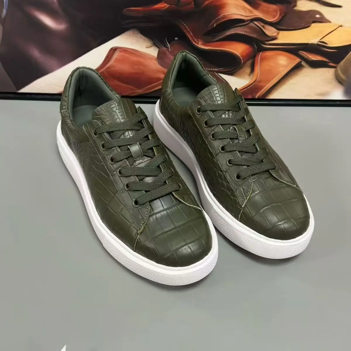 2026 new arrival Fashion Crocodile Skin causal shoes men,male Genuine leather Sneakers pdd802