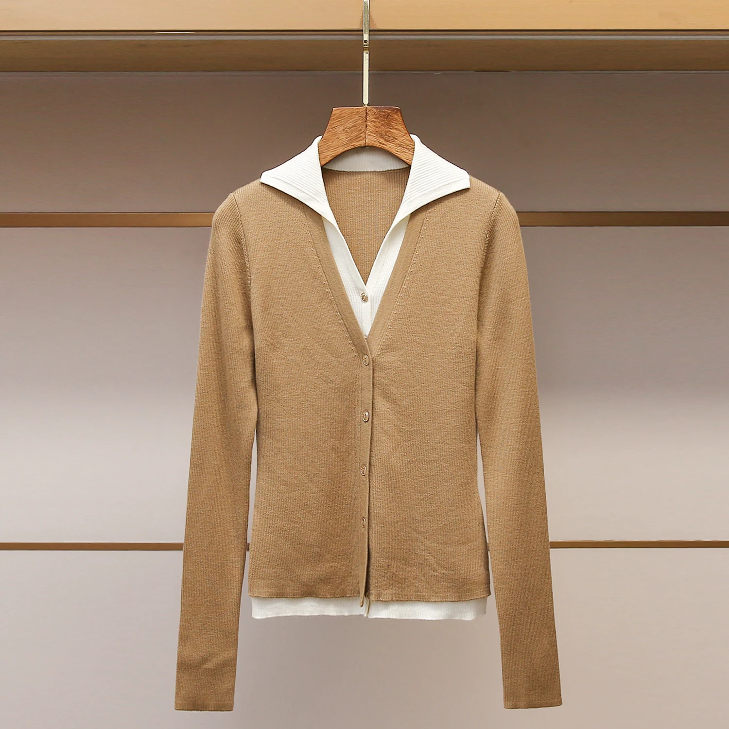 

Простой однотонный вязаный кардиган с V-образным вырезом, женская зимняя модная верхняя одежда, мягкий, средней толщины, длинный рукав