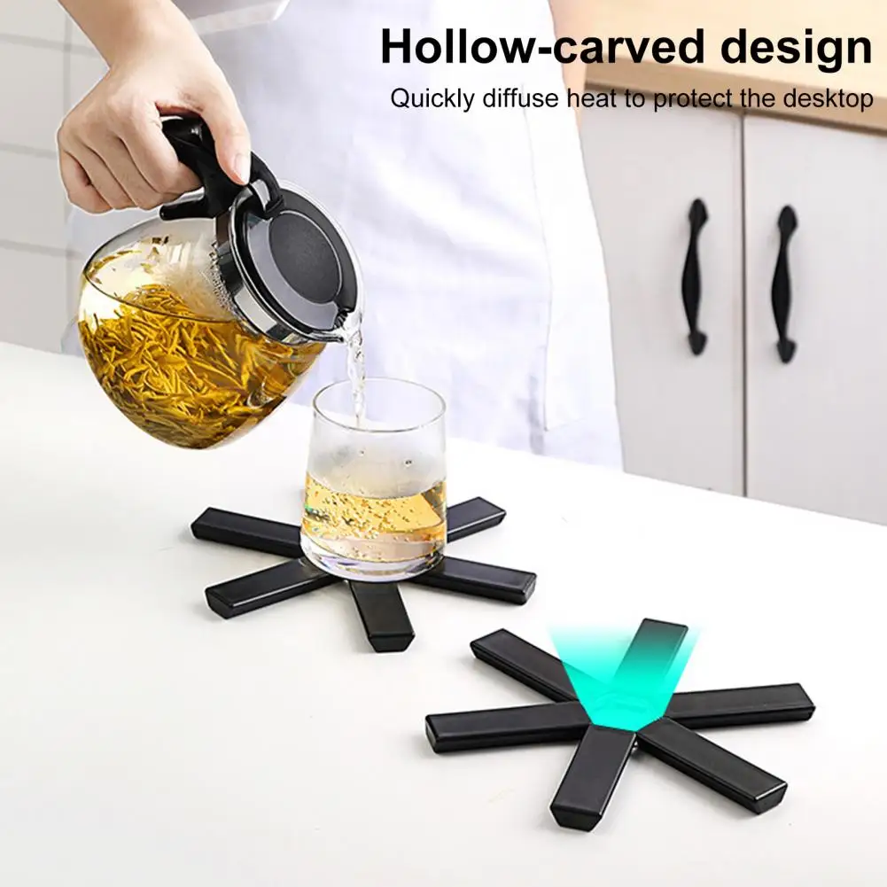 Burrs-free Heat-Insulating Pot Placemat Kitchen Accessory Space-saving Useful Foldable Kitchen Hot Pot Holders Trivets