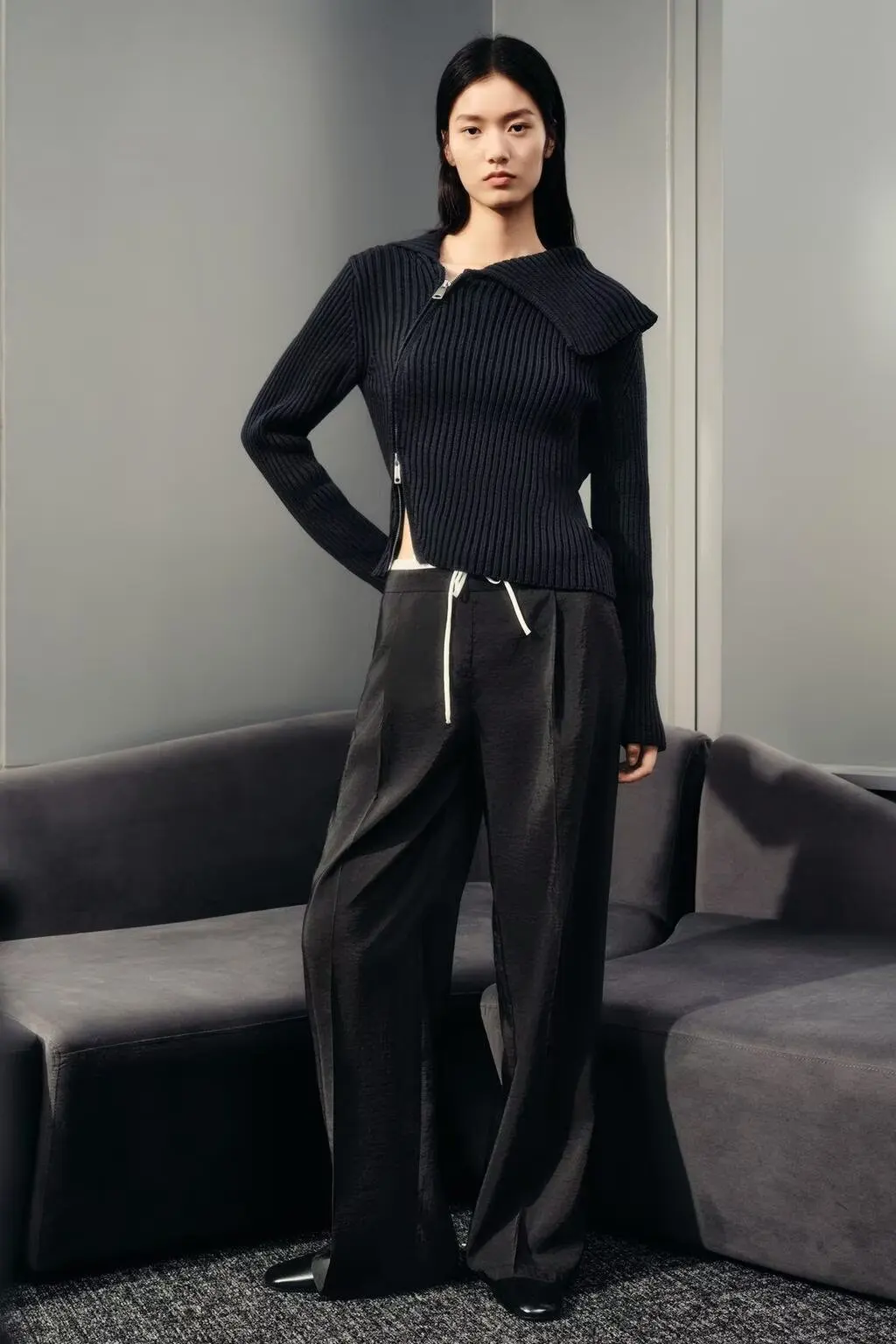 

BB6861 2025 Autumn New Women's Casual Fashion Metal Versatile Zipper Ribbed Knitted Collar Long Sleeve Coat 6771120