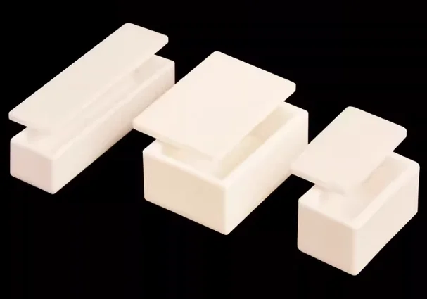 Crisol Retangular de Alumínio com Tampa 1un. Comprimento 50mm-120mm*Largura 20mm-65mm Quadrado Al2O3 Corindo/Cerâmica 99% Alumina Pura