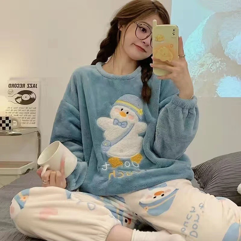 New Cute Flannel Loungewear Suit Can Be Worn Outside Small People Can Wear Coral Fleece Pajamas  Women's Autumn and Winter 2026