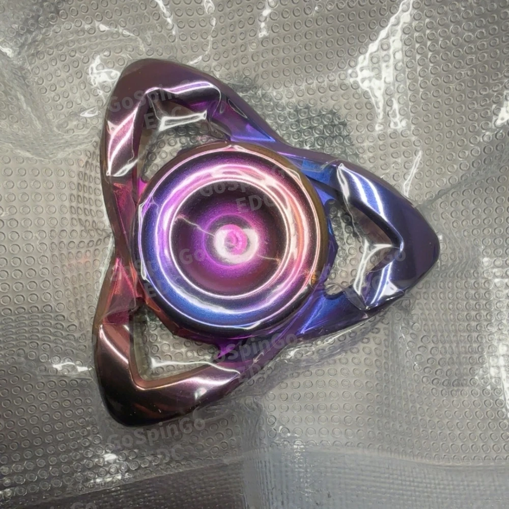 ฟิดเจ็ตสปินเนอร์ Bright Blood EDC String Sin Damasteel ของเล่นฟิดเจ็ตสำหรับผู้ใหญ่ ฟิดเจ็ตสปินเนอร์สามใบพัด ให้ความรู้สึกการใช้งานแบบไจโร