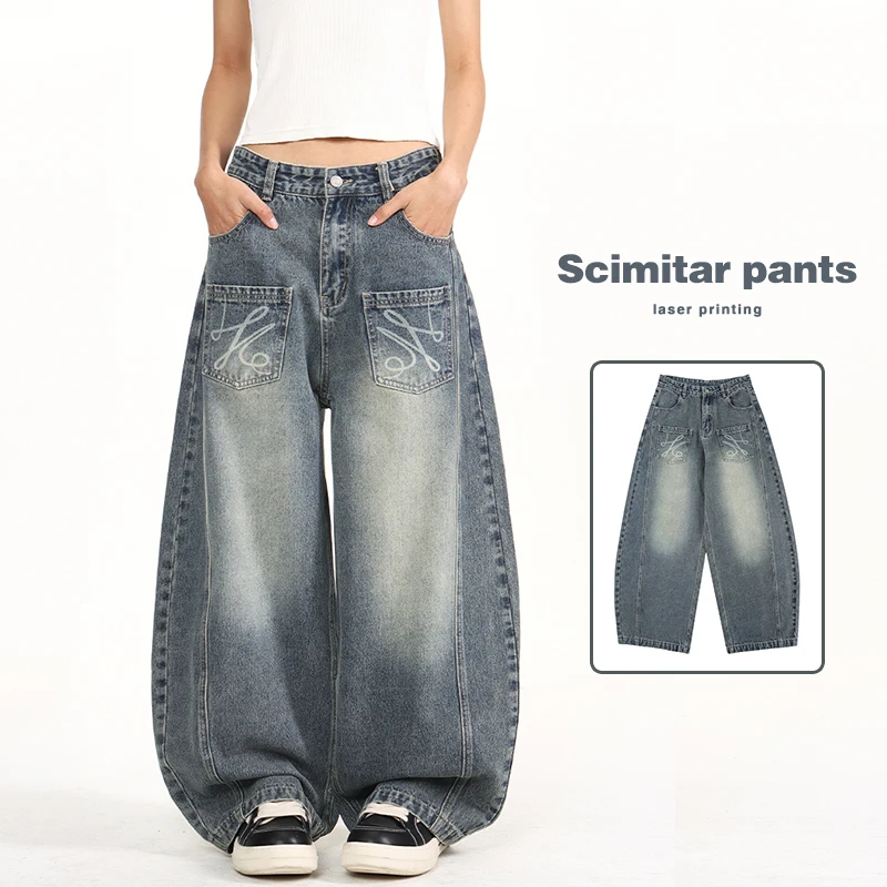 

Baggy Scimitar Pants Men Women Classic Cotton Jeans Printed Patch Pocket Design Y2K Loose Denim Trousers American Streetwear