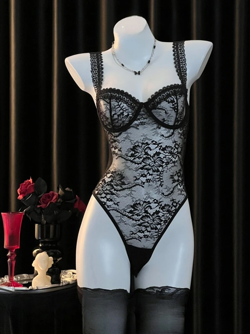 

Sexy Black Lace See-Through Halter Jumpsuit for Women–Seductive Date Outfit with Backless Design,Emotional and Playful Look