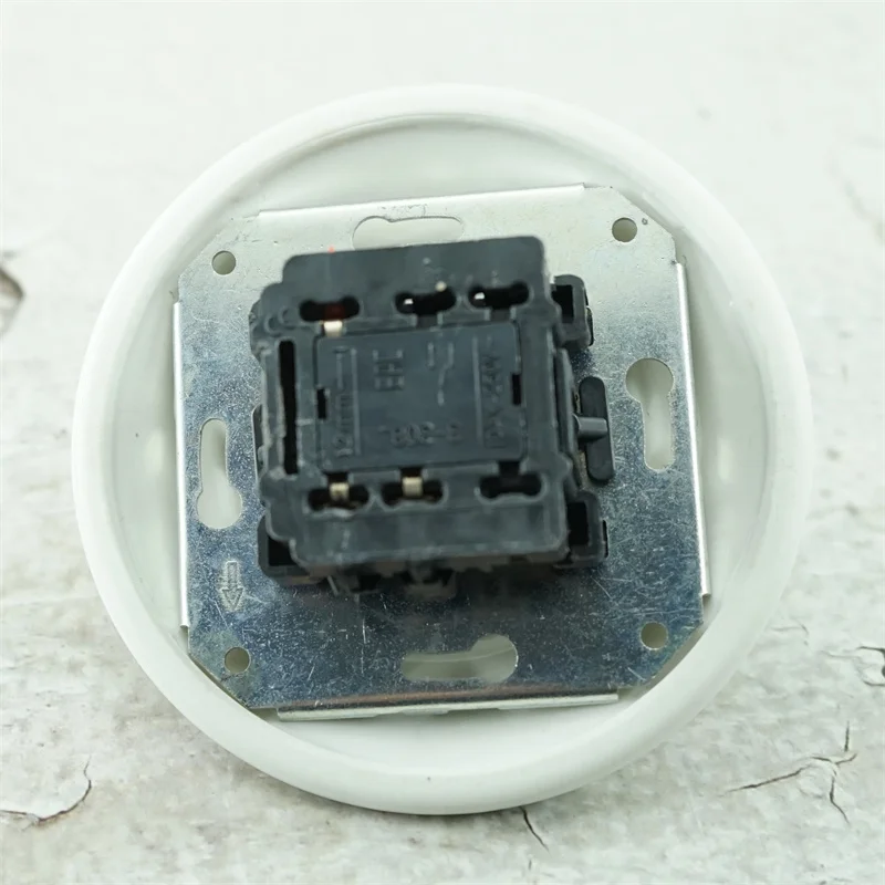 Imagem -02 - Interruptor de Luz de Parede de Cerâmica Porcelana Montagem Nivelada Gangue Forma Dupla Moderno 250v10a 10a