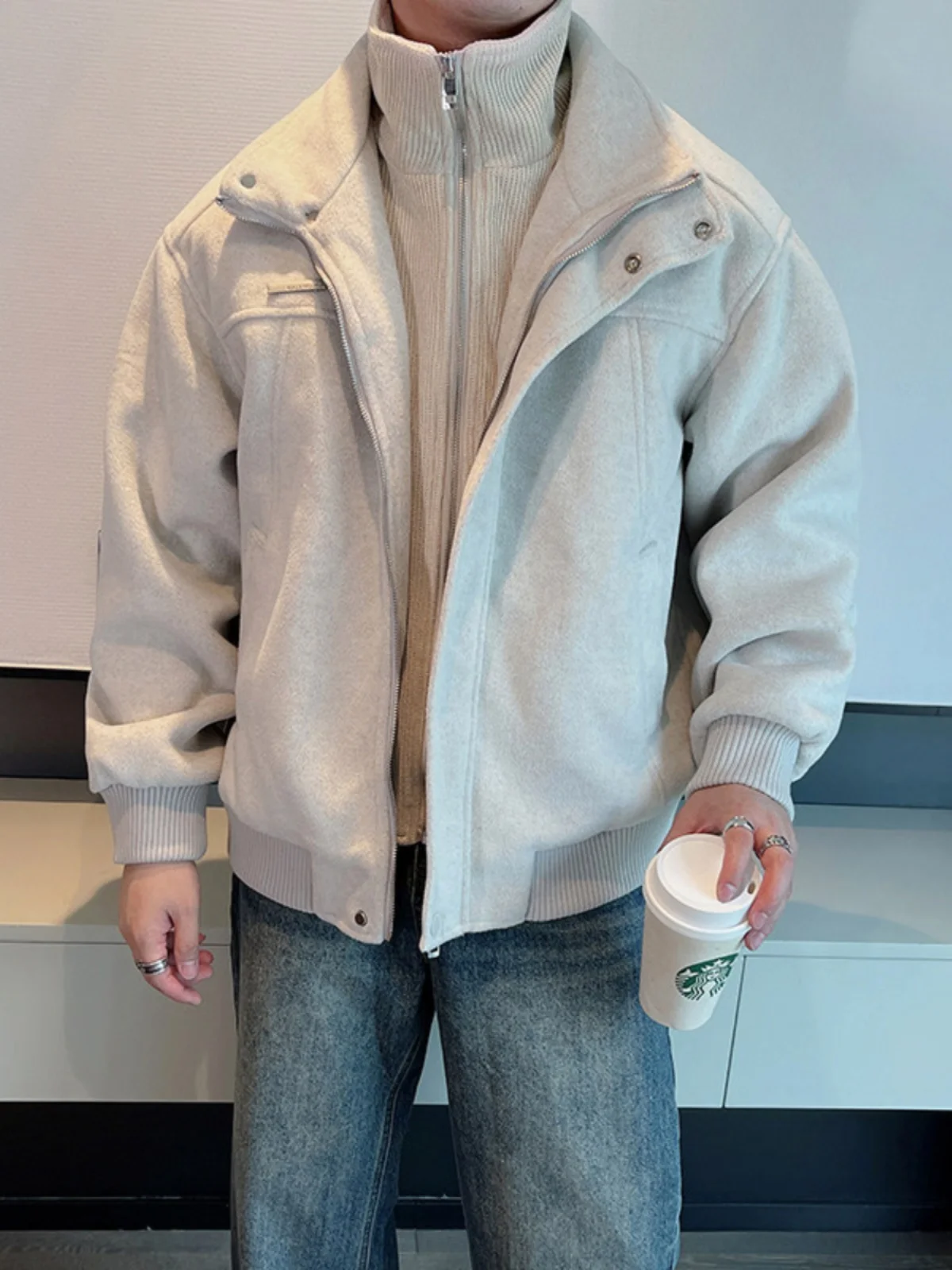 

Warm Thiened Men's Woolen Jaet Winter Outerwear Casual Loose Fit Korean Sle Fake Two-Piece Design Sense Cotton Insert