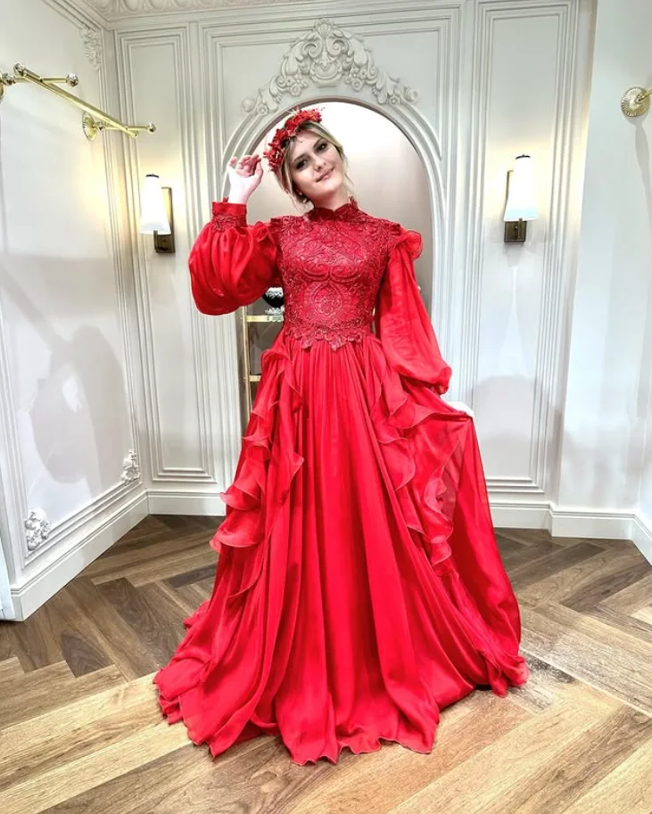 Red Princess Muslim Caftan Wedding Dresses Ruched Pleated High Neck Long Sleeve Customsized Bridal Gown Henna Outfit