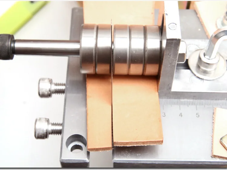 Handmade Leather Goods DIY Automatic Cutting Machine New Condition Leather Strip Cord Belt Cutting Features